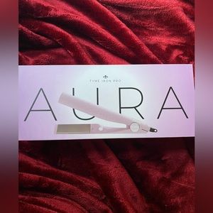 Tyme Iron Pro: Aura (BNWT)